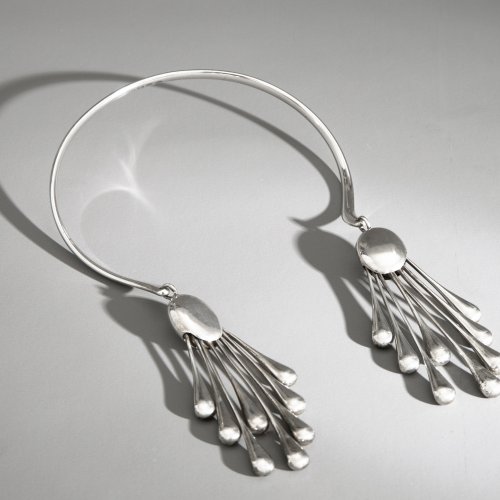 Georg Jensen, Astrid Fog, Halsschmuck