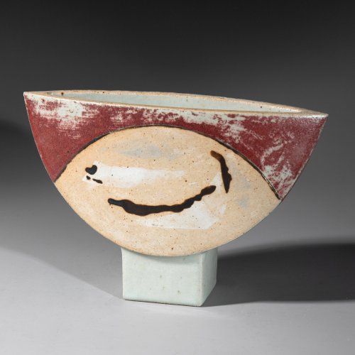 Vase with face red, grey