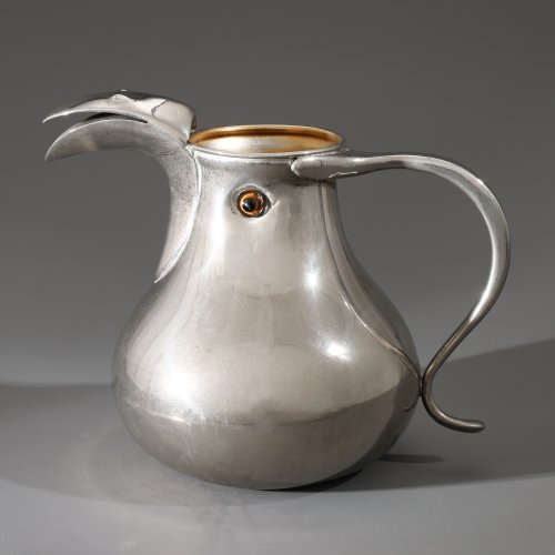 Jug in the shape of a bird