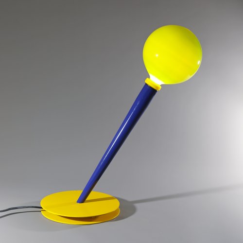 Table lamp